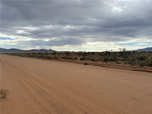 0 E Pate Road, Kingman, AZ 86401