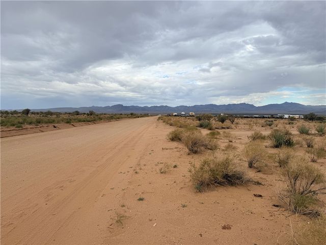 0 E Pate Road, Kingman, AZ 86401
