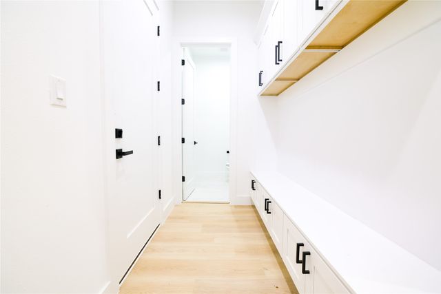 302 E 7th Street B, Dallas, TX 75203