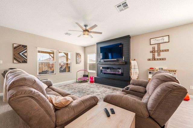 9109 Honey Mesquite, Seguin, TX 78155