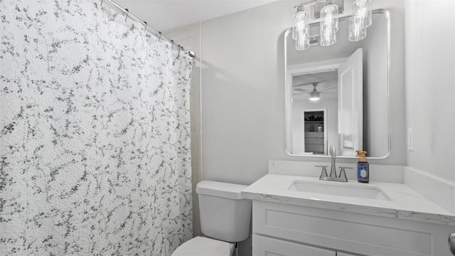 508 Azalea Drive, La Marque, TX 77568
