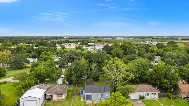 508 Azalea Drive, La Marque, TX 77568