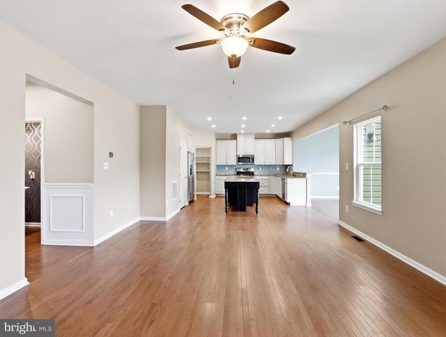 807 BOXWOOD DR, Glen Burnie, MD 21060