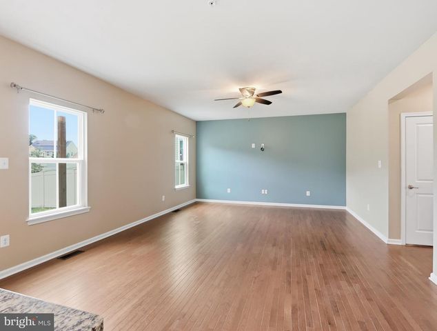 807 BOXWOOD DR, Glen Burnie, MD 21060