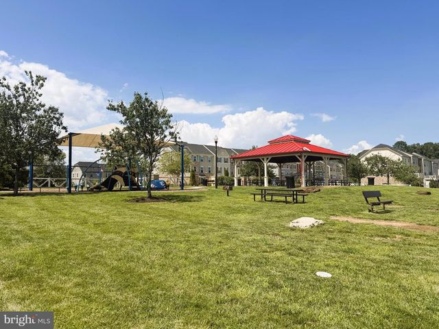 807 BOXWOOD DR, Glen Burnie, MD 21060