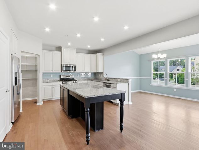807 BOXWOOD DR, Glen Burnie, MD 21060