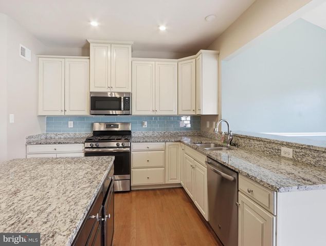 807 BOXWOOD DR, Glen Burnie, MD 21060