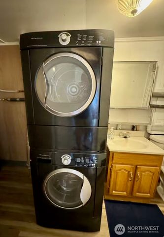 700 S Rain Street NE, Ocean Shores, WA 98569