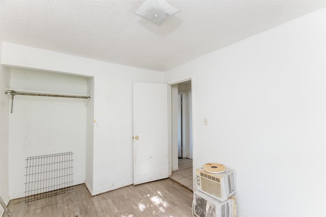 4204-4206 E Wilma St, Wichita, KS 67218