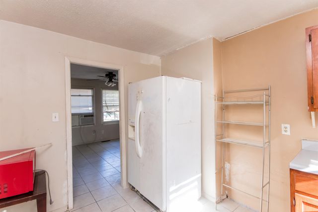 4204-4206 E Wilma St, Wichita, KS 67218