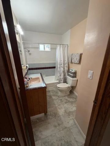 10220 McClemont Avenue, Los Angeles, CA 91042
