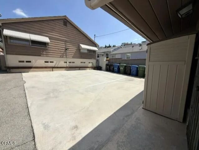 10220 McClemont Avenue, Los Angeles, CA 91042