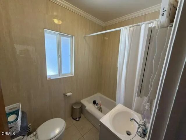 10220 McClemont Avenue, Los Angeles, CA 91042