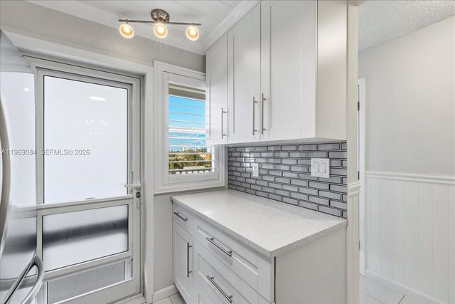 3201 NE 8th Street 405, Pompano Beach, FL 33062