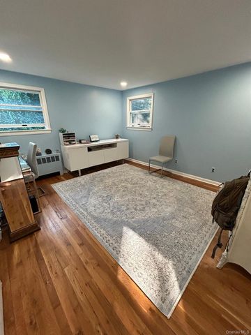 8 Maria Court, Huntington Station, NY 11746