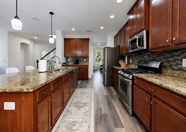 15813 STARLING CROSSING DR, Lithia, FL 33547