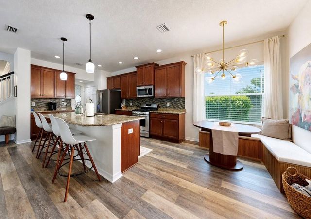 15813 STARLING CROSSING DR, Lithia, FL 33547