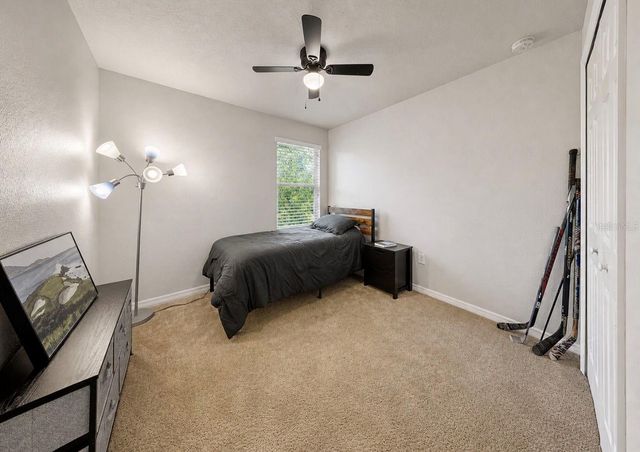 15813 STARLING CROSSING DR, Lithia, FL 33547