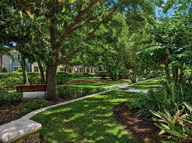 15813 STARLING CROSSING DR, Lithia, FL 33547