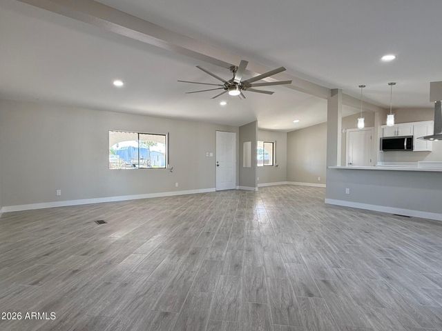 6834 W SHERRI JEAN Lane, Peoria, AZ 85382