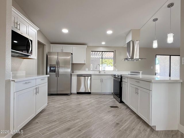 6834 W SHERRI JEAN Lane, Peoria, AZ 85382