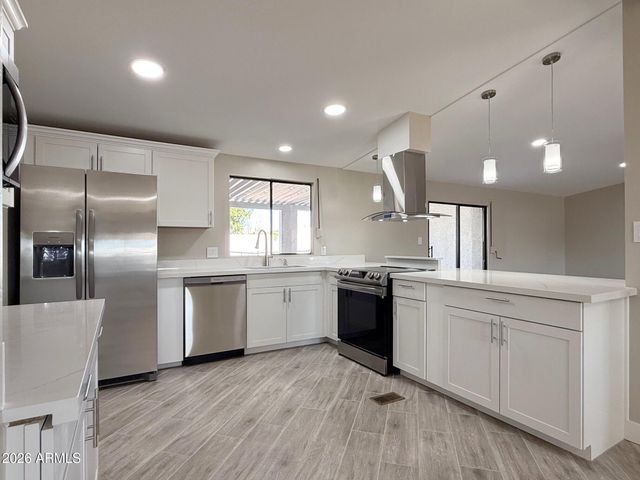 6834 W SHERRI JEAN Lane, Peoria, AZ 85382