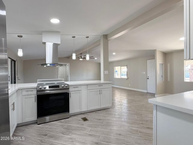 6834 W SHERRI JEAN Lane, Peoria, AZ 85382