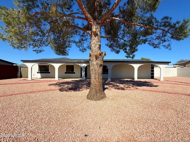 6834 W SHERRI JEAN Lane, Peoria, AZ 85382