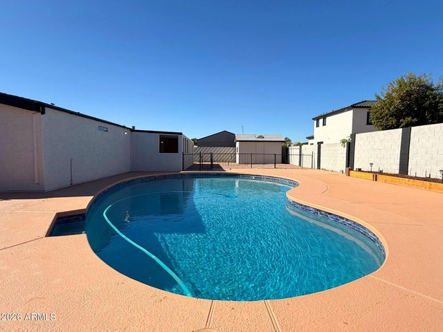6834 W SHERRI JEAN Lane, Peoria, AZ 85382