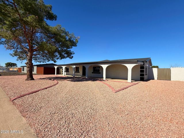 6834 W SHERRI JEAN Lane, Peoria, AZ 85382