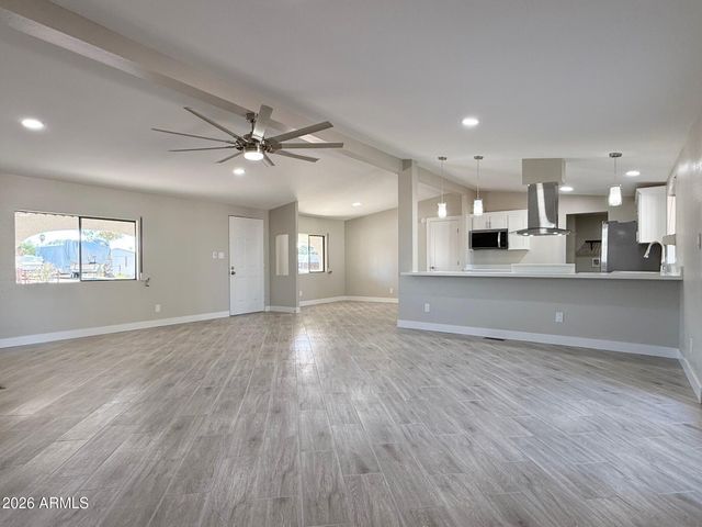 6834 W SHERRI JEAN Lane, Peoria, AZ 85382