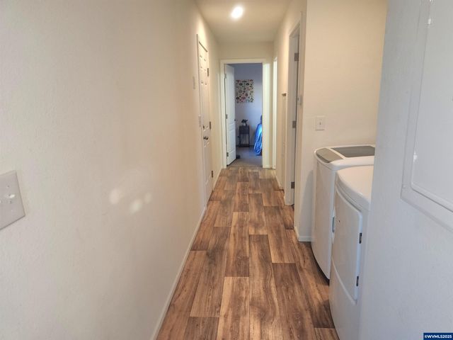 515 SE Sheridan Rd 6, Sheridan, OR 97378