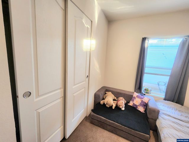 515 SE Sheridan Rd 6, Sheridan, OR 97378