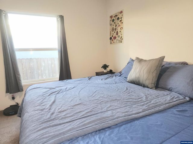 515 SE Sheridan Rd 6, Sheridan, OR 97378