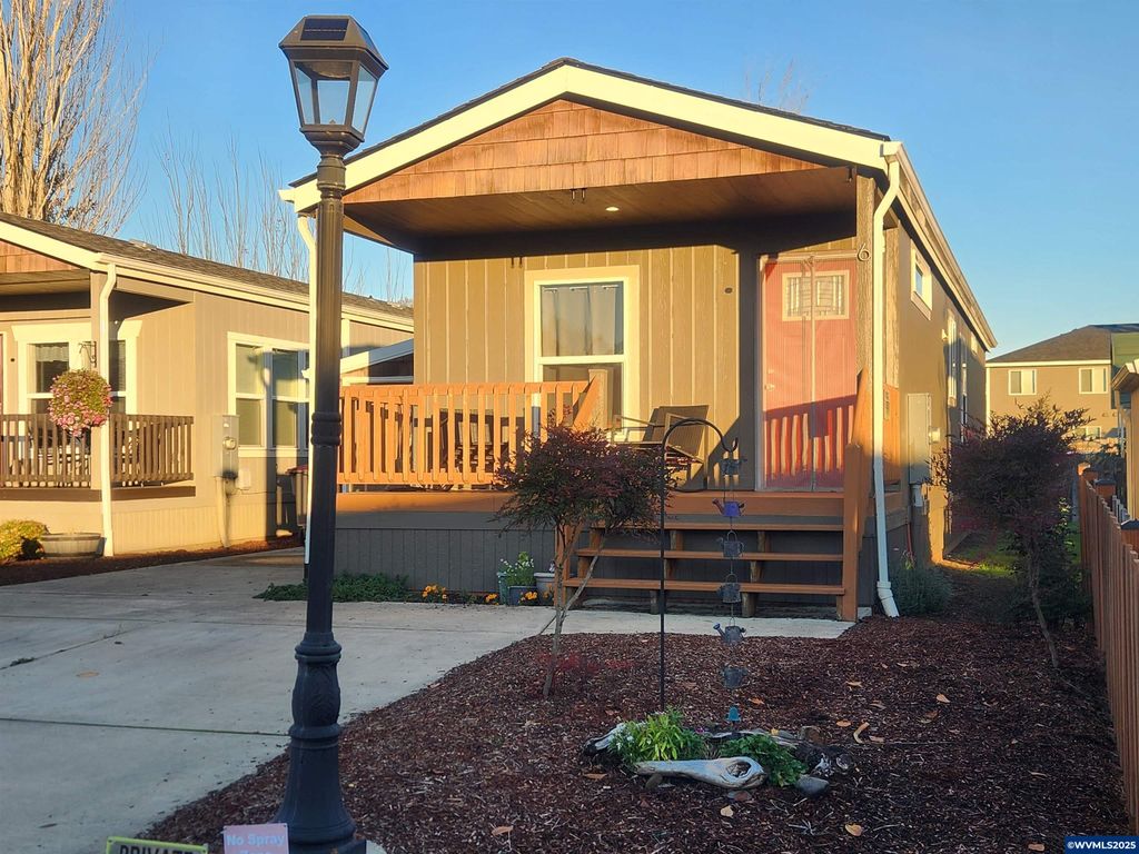 515 SE Sheridan Rd 6, Sheridan, OR 97378