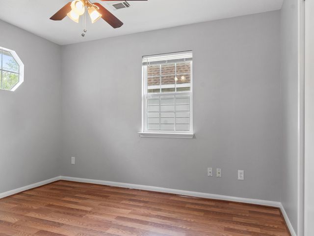 3131 Signal Hill Drive, Friendswood, TX 77546