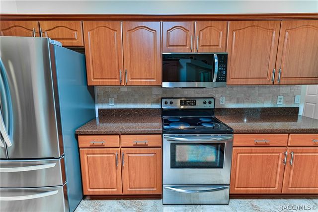 5904 W MEADOWPARK Lane, Crystal River, FL 34429