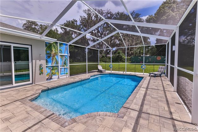 5904 W MEADOWPARK Lane, Crystal River, FL 34429