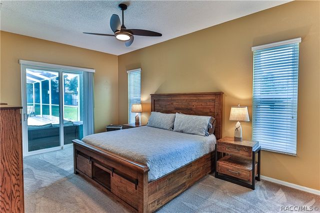 5904 W MEADOWPARK Lane, Crystal River, FL 34429