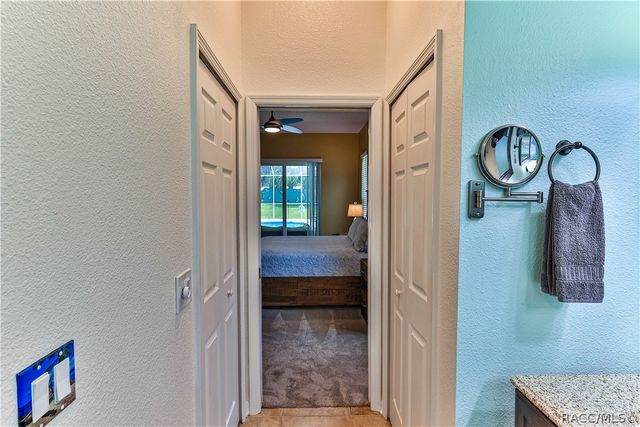 5904 W MEADOWPARK Lane, Crystal River, FL 34429