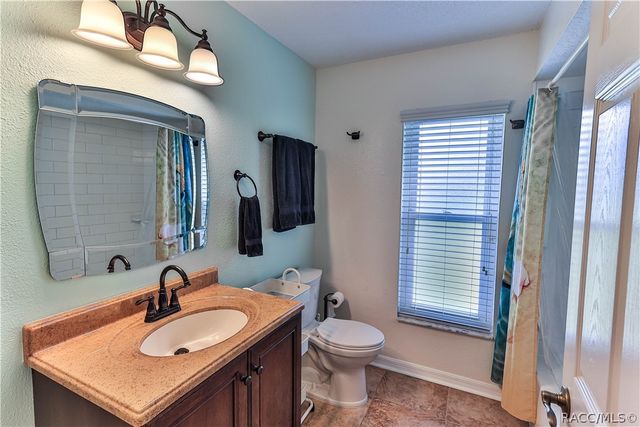 5904 W MEADOWPARK Lane, Crystal River, FL 34429