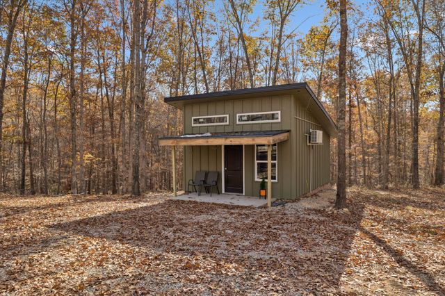 3158 Summertown Hwy, Summertown, TN 38483