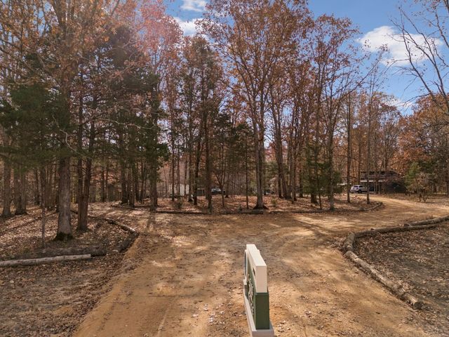 3158 Summertown Hwy, Summertown, TN 38483