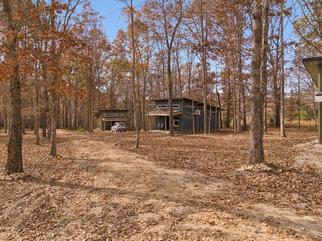3158 Summertown Hwy, Summertown, TN 38483