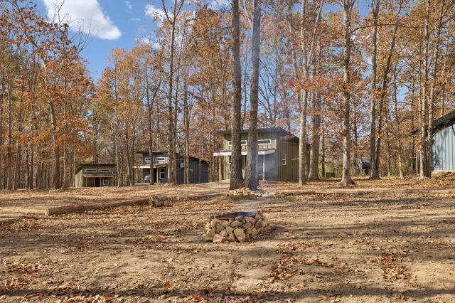 3158 Summertown Hwy, Summertown, TN 38483