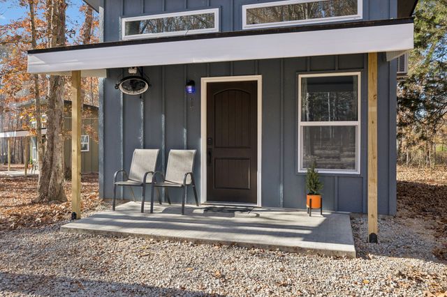 3158 Summertown Hwy, Summertown, TN 38483