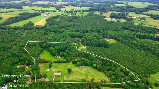 126 Crawford Road, Starr, SC 29684