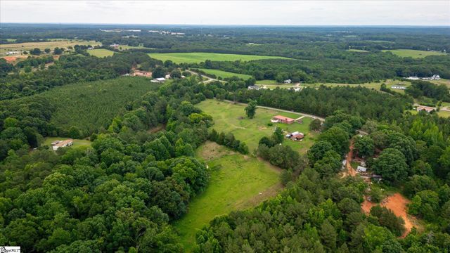 126 Crawford Road, Starr, SC 29684