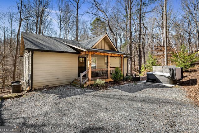 56 Elmwood Circle, Ellijay, GA 30540