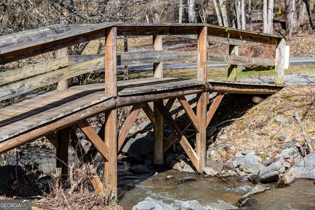 56 Elmwood Circle, Ellijay, GA 30540